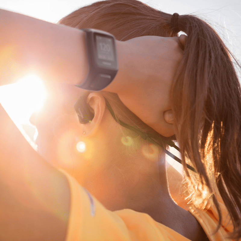 Montre-connectée-sport-fitness-tomtom-spark-musique-cardio-pas-sommeil