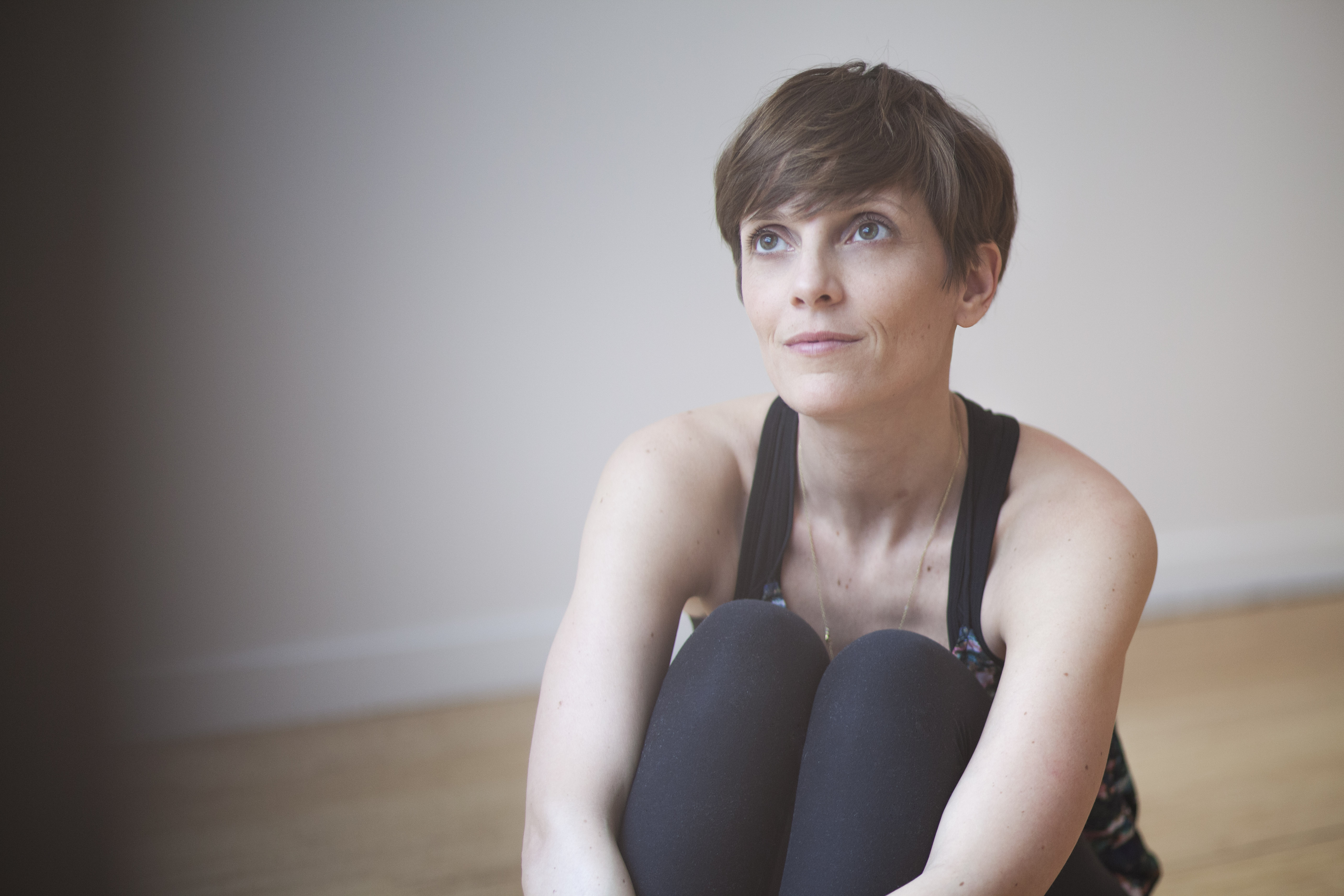 Fanny Douarch yoga prof paris Qee copyright de Anto Hinh-Thai10