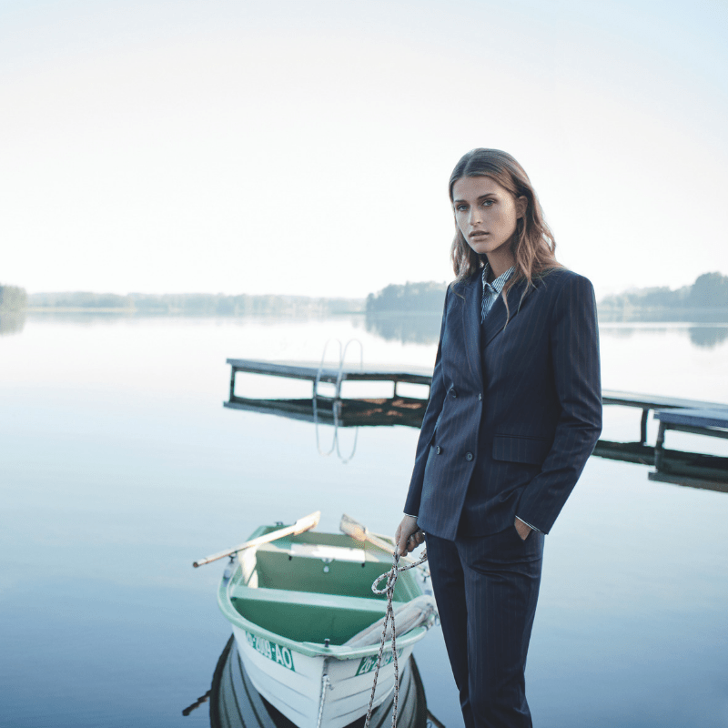 costume-tailleur-femme-burton-rayé-marine