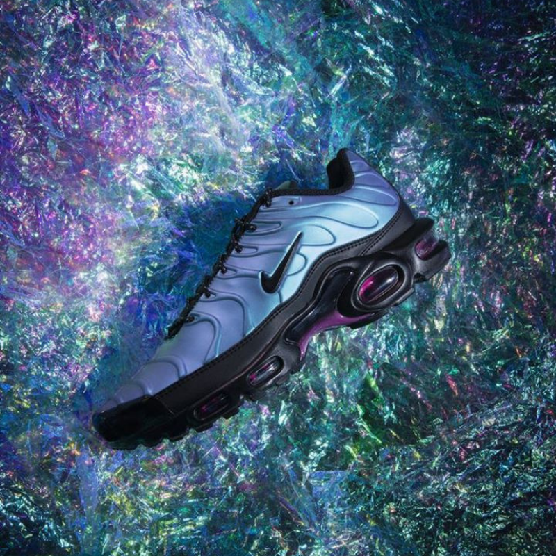 Nike « Future Air Max Throwback requin-sneakers.png