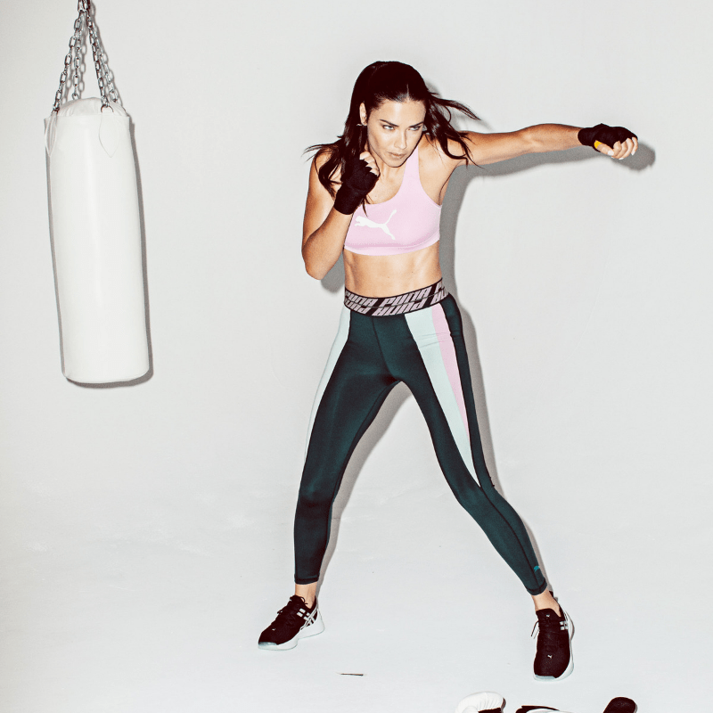 tenue-sport-fitness-boxe-puma-adriana-lima