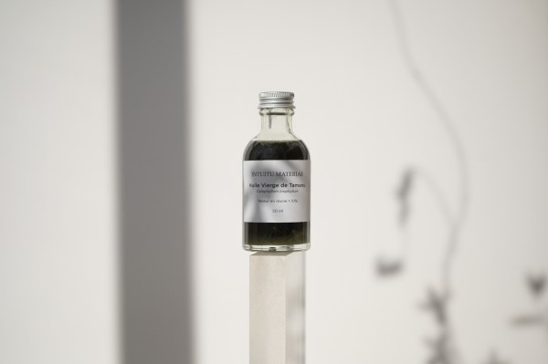 Intuitu materiae huile tamanu bio naturelle vergetures soin 7.jpg