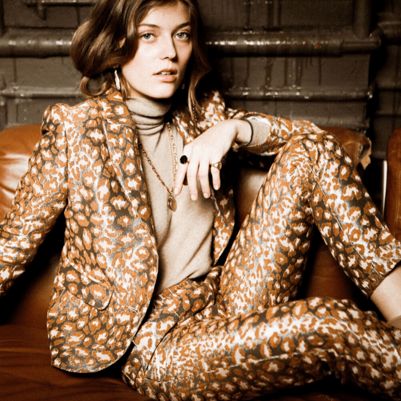 costume-veste-pantalon-or- La Petite Française