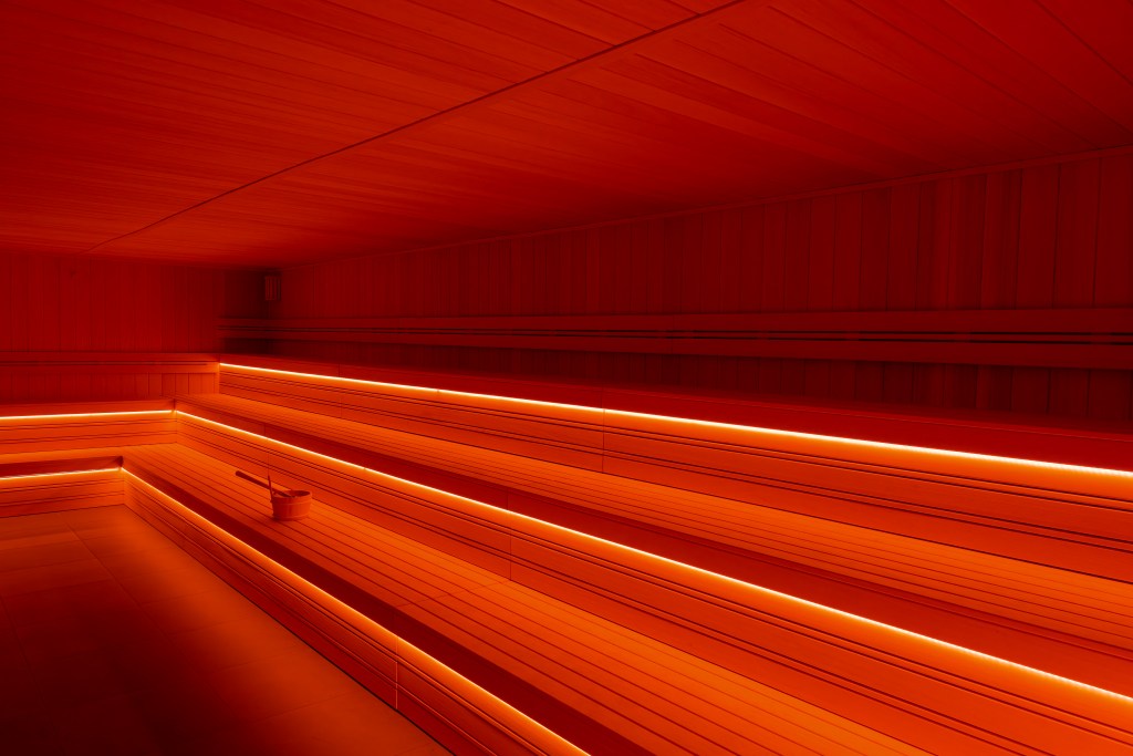 Sport l’expérience contrast thérapie chez RE-SET, sauna bain (très) froid